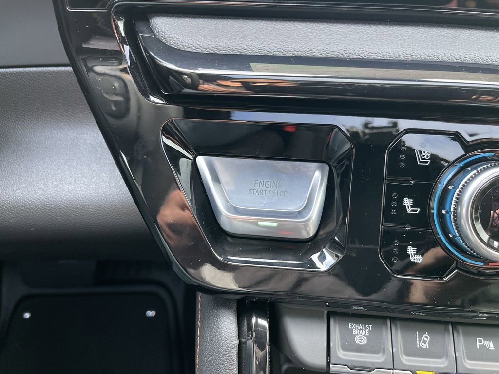 2026 GMC Sierra 3500HD AT4 - Photo 17