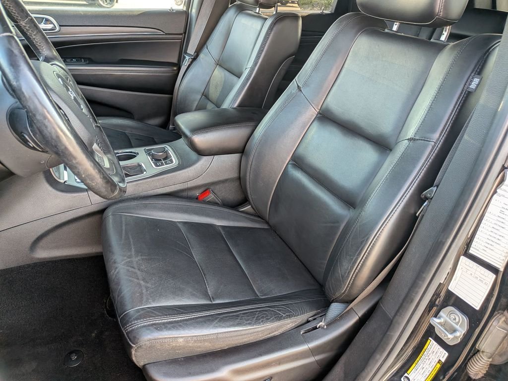 Used 2019 Black Jeep Limited image 13