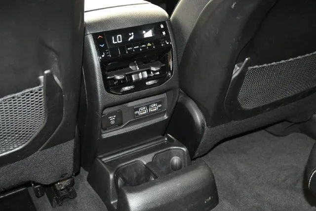 Used 2023 Silver Jeep Limited image 14