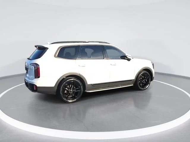 Used 2024 White Kia SX X-Line image 8