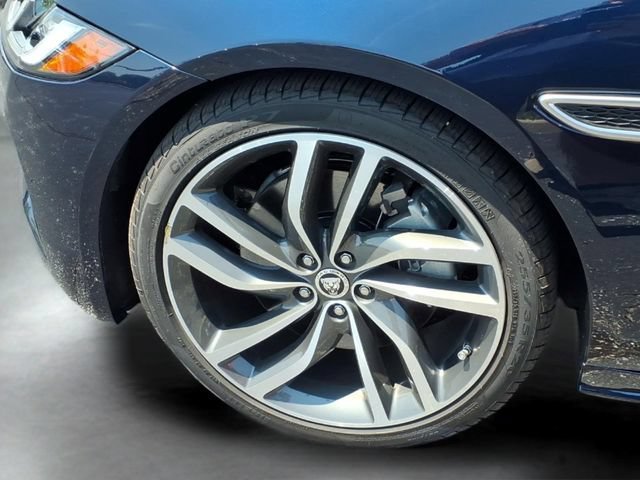 Used 2024 Blue Jaguar R-Dynamic SE P250 AWD Automatic image 16