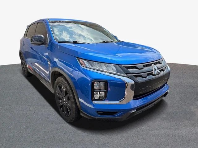 Used 2021 Blue Mitsubishi 2.0 LE image 4