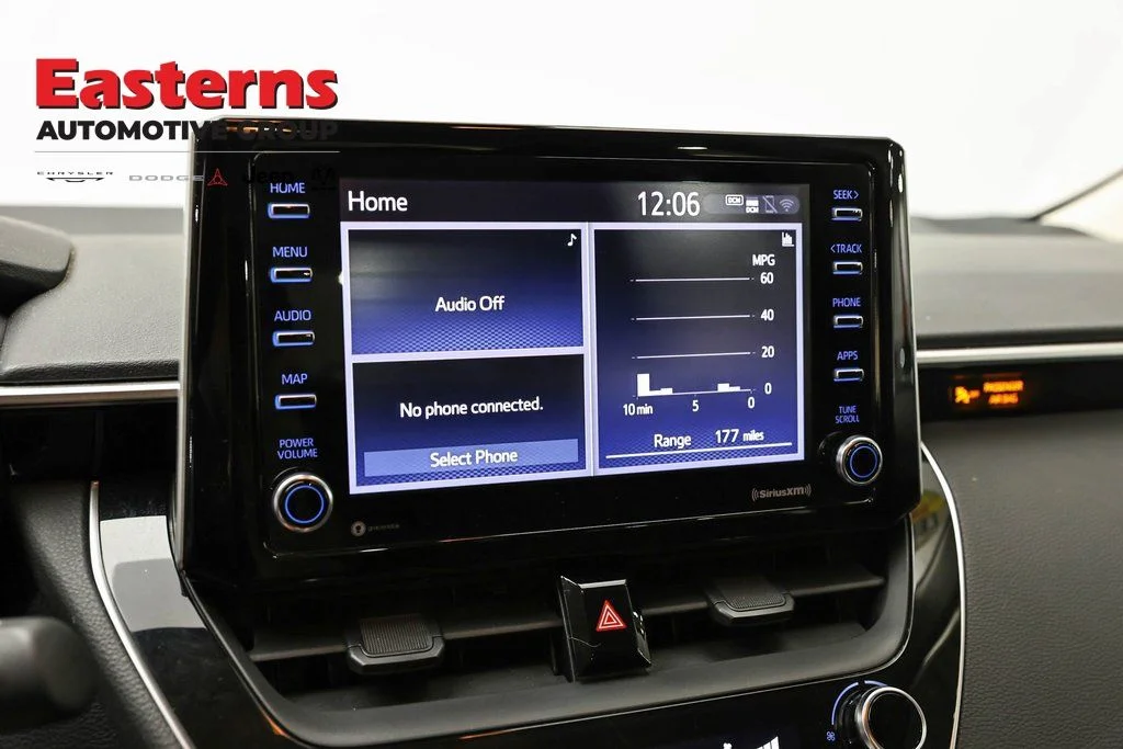 Used 2021 Silver Toyota LE image 17