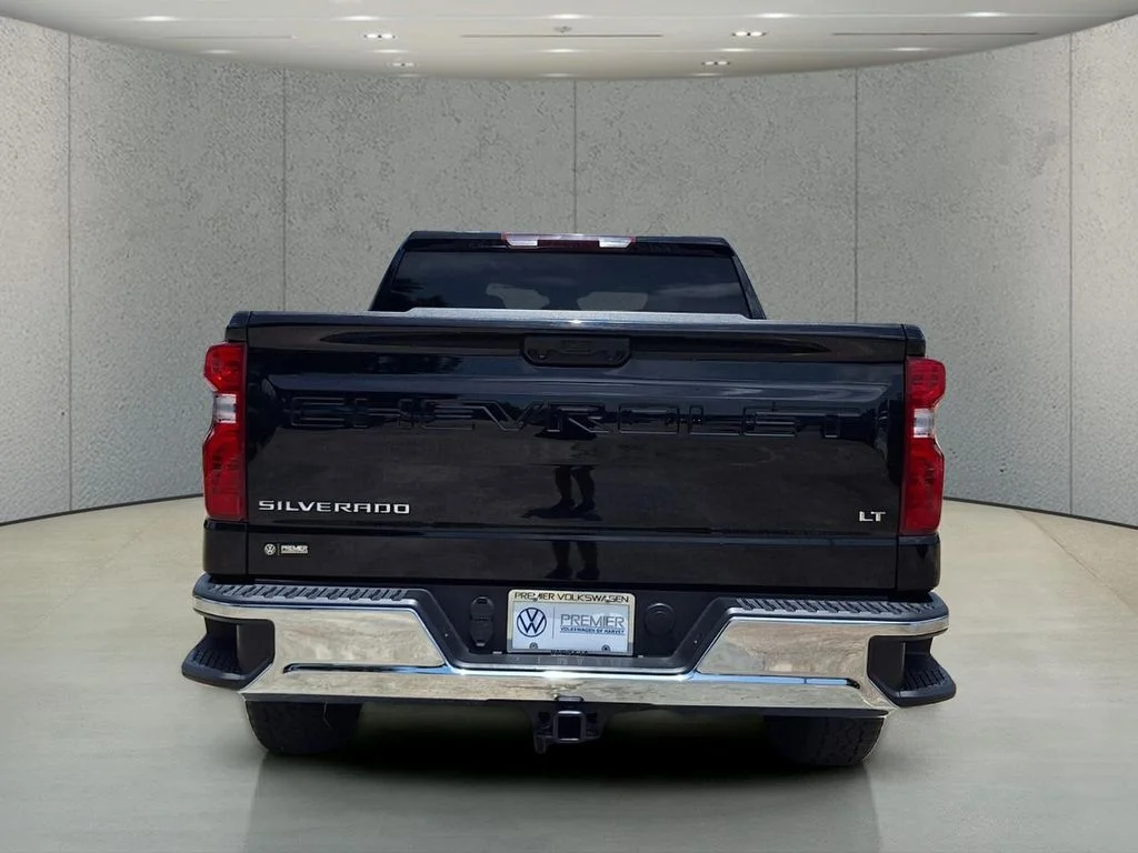 Used 2023 Black Chevrolet LT image 6