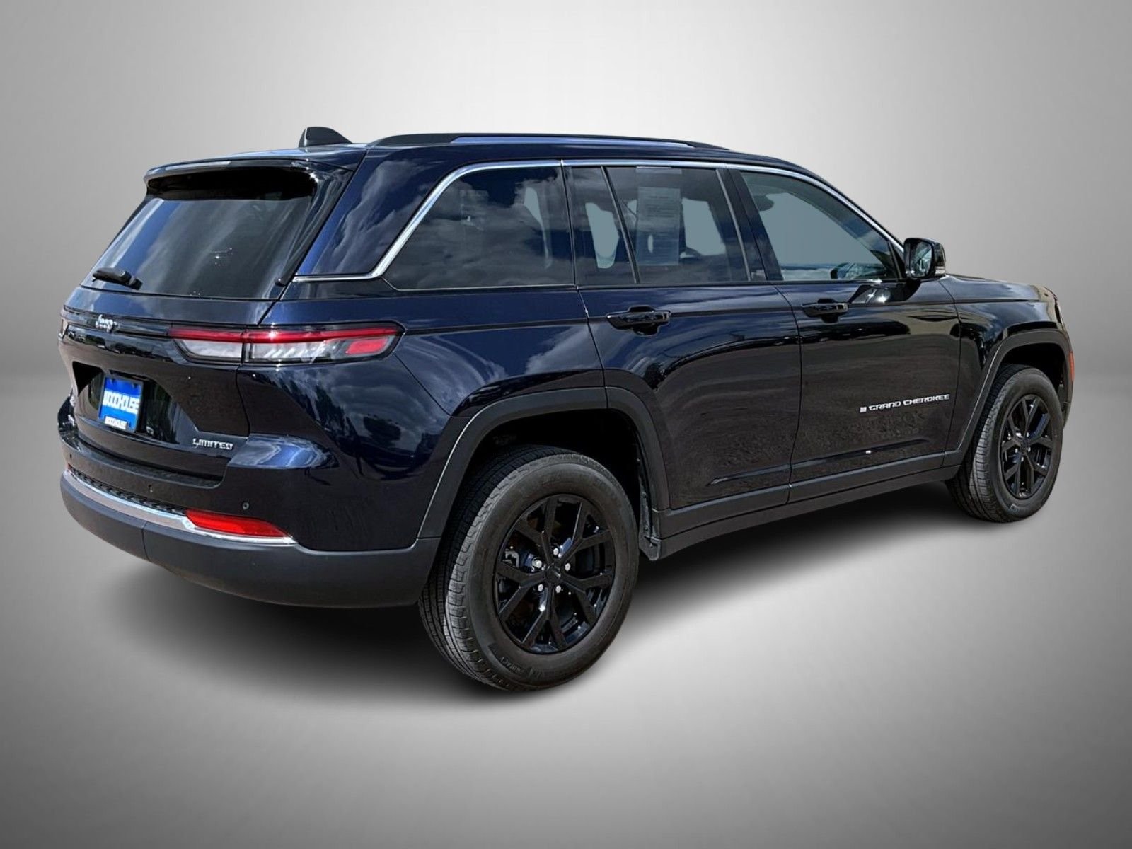 Used 2024 Blue Jeep Limited image 5