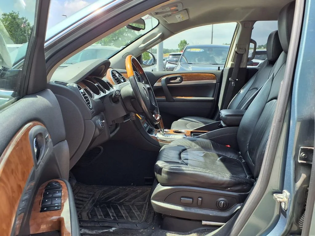 Used 2009 Green Buick CXL image 13