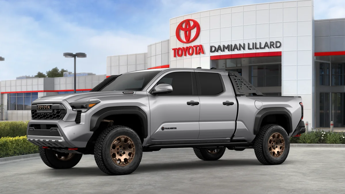 New 2026 Celestial Silver Metallic Toyota Trailhunter image 42