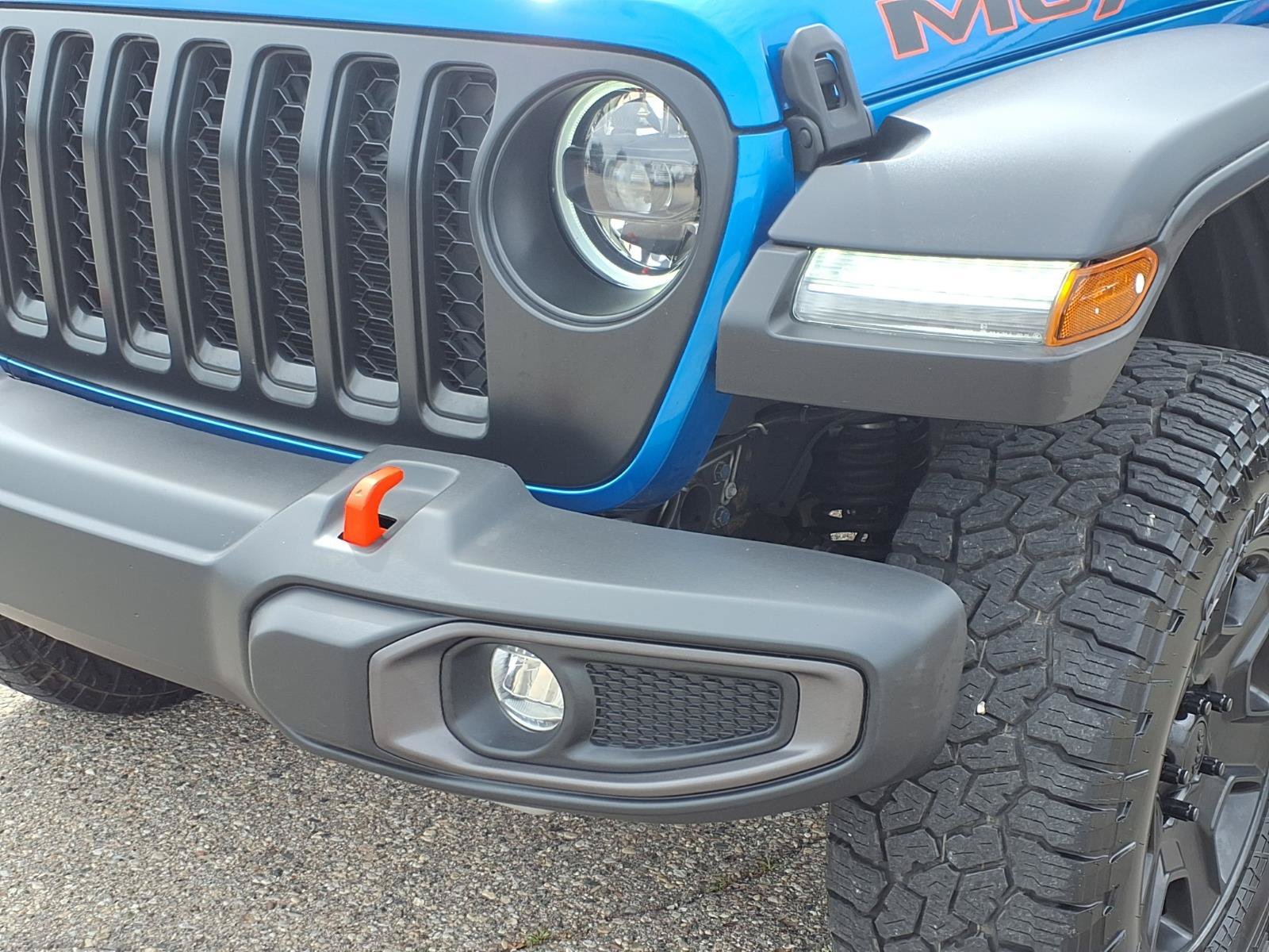 Certified Used 2023 Hydro Blue Pearlcoat Jeep Mojave image 30