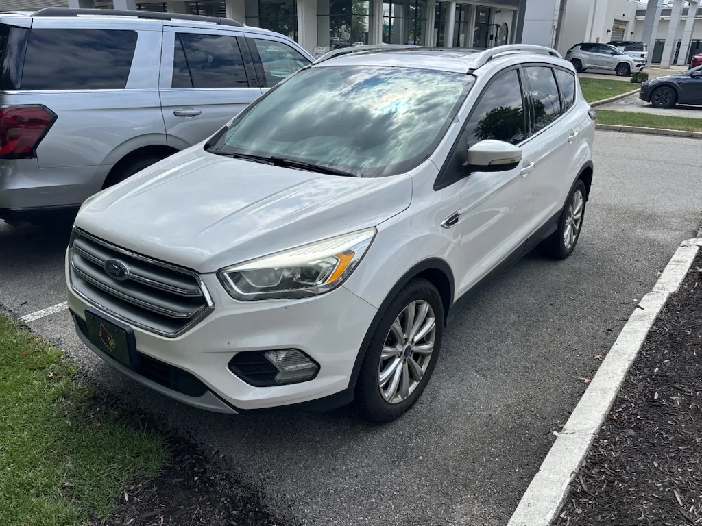 Used 2017 White Platinum Metallic Tri-Coat Ford Titanium image 2