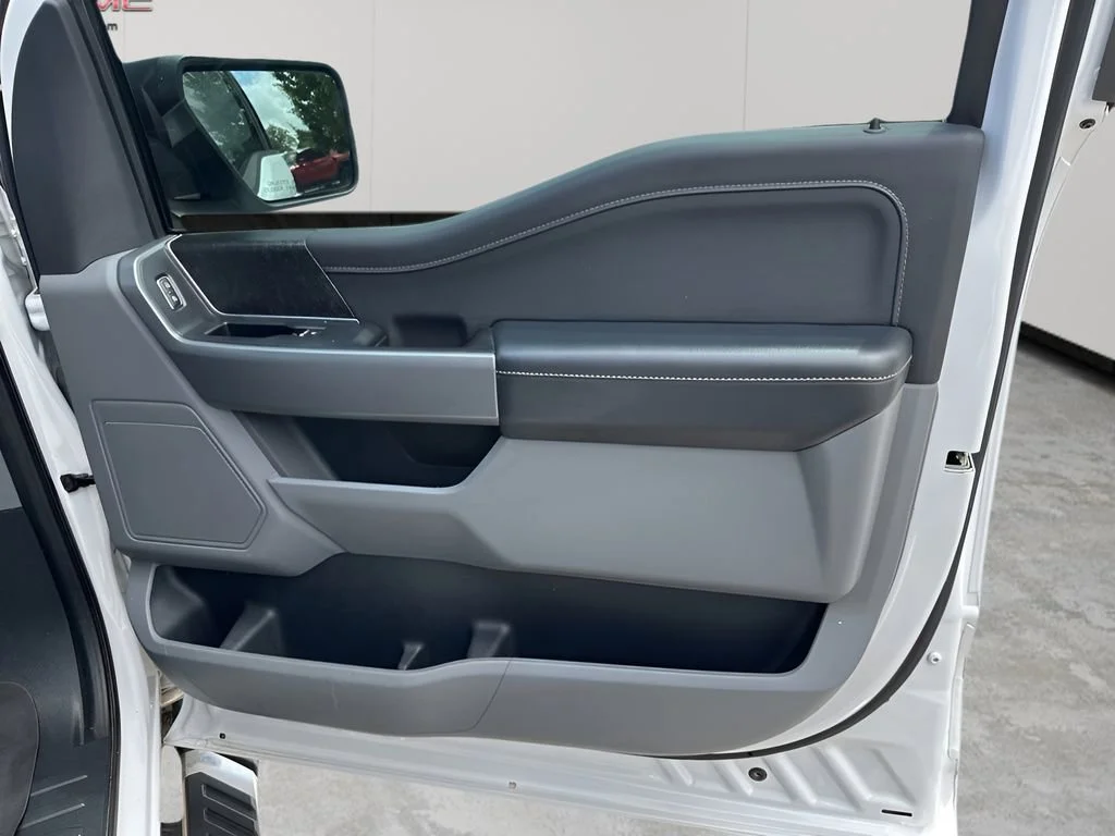 Used 2022 White Ford XLT image 15