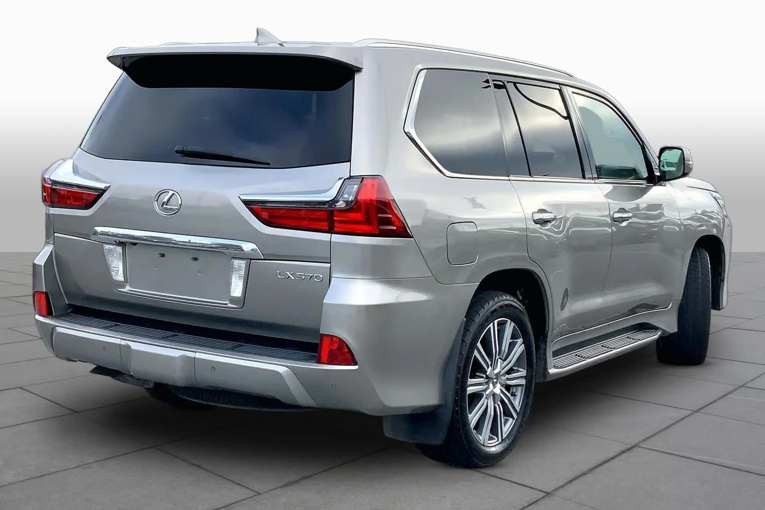 Used 2017 Atomic Silver Lexus  image 12