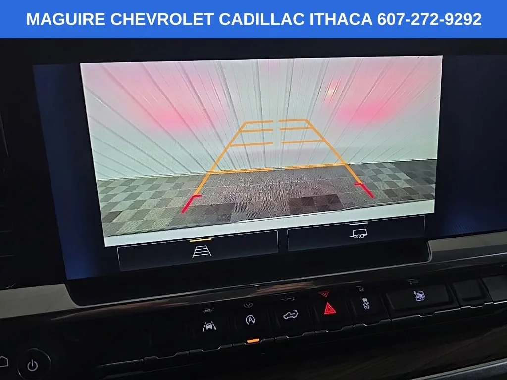 Used 2022 Summit White Chevrolet LT image 23