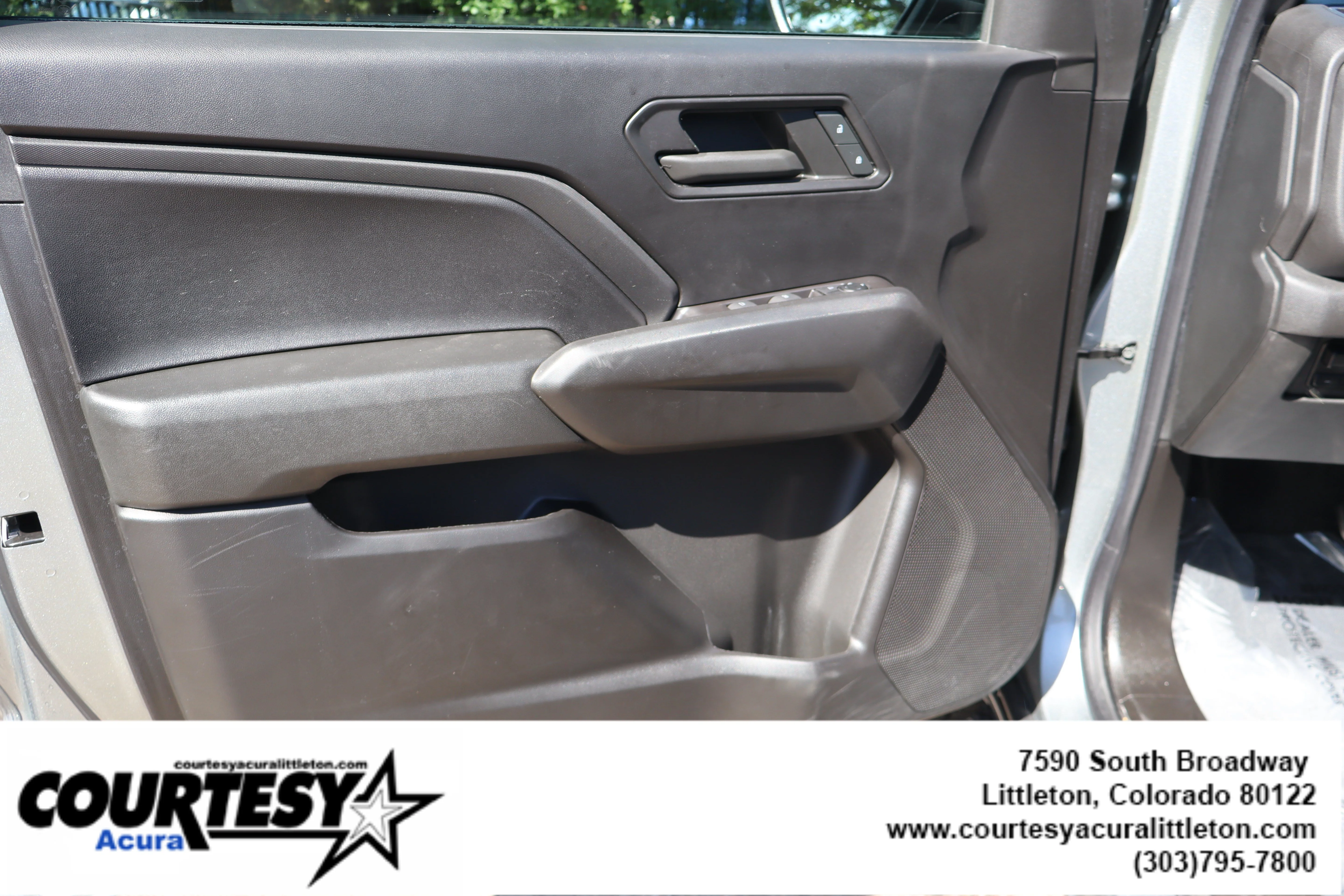 Used 2024 Sterling Gray Metallic Chevrolet 4WD Trail Boss image 22