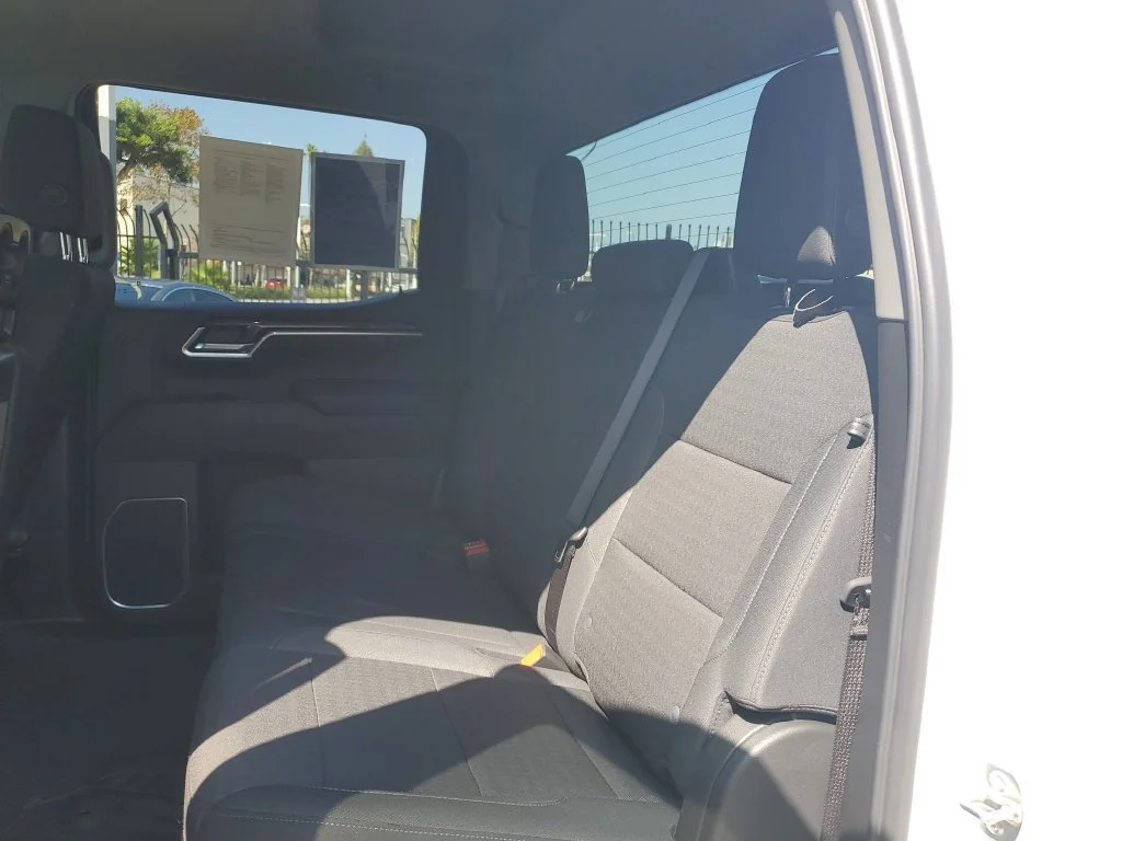 Used 2026 Summit White Chevrolet LT image 14