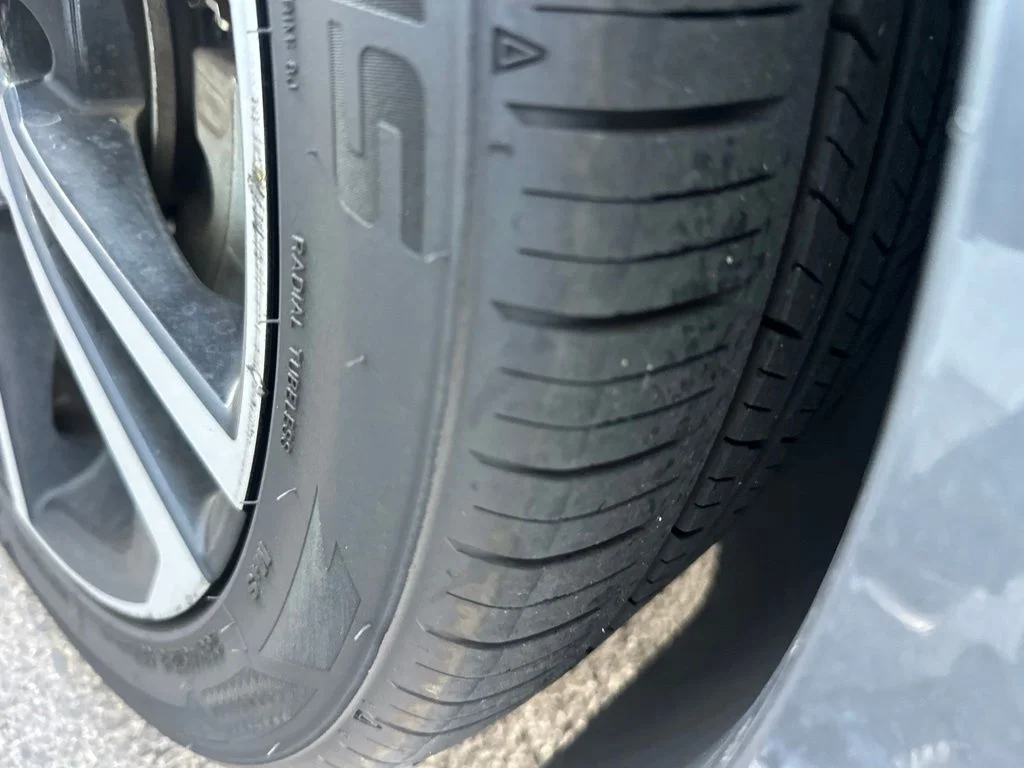 Used 2021 Gray Nissan SR image 4