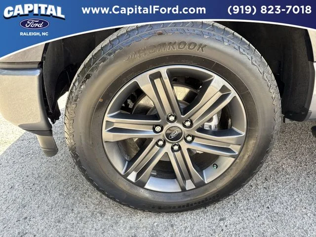Used 2023  Ford XLT image 12