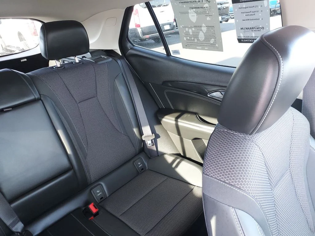 Used 2022 Red Buick Preferred image 14