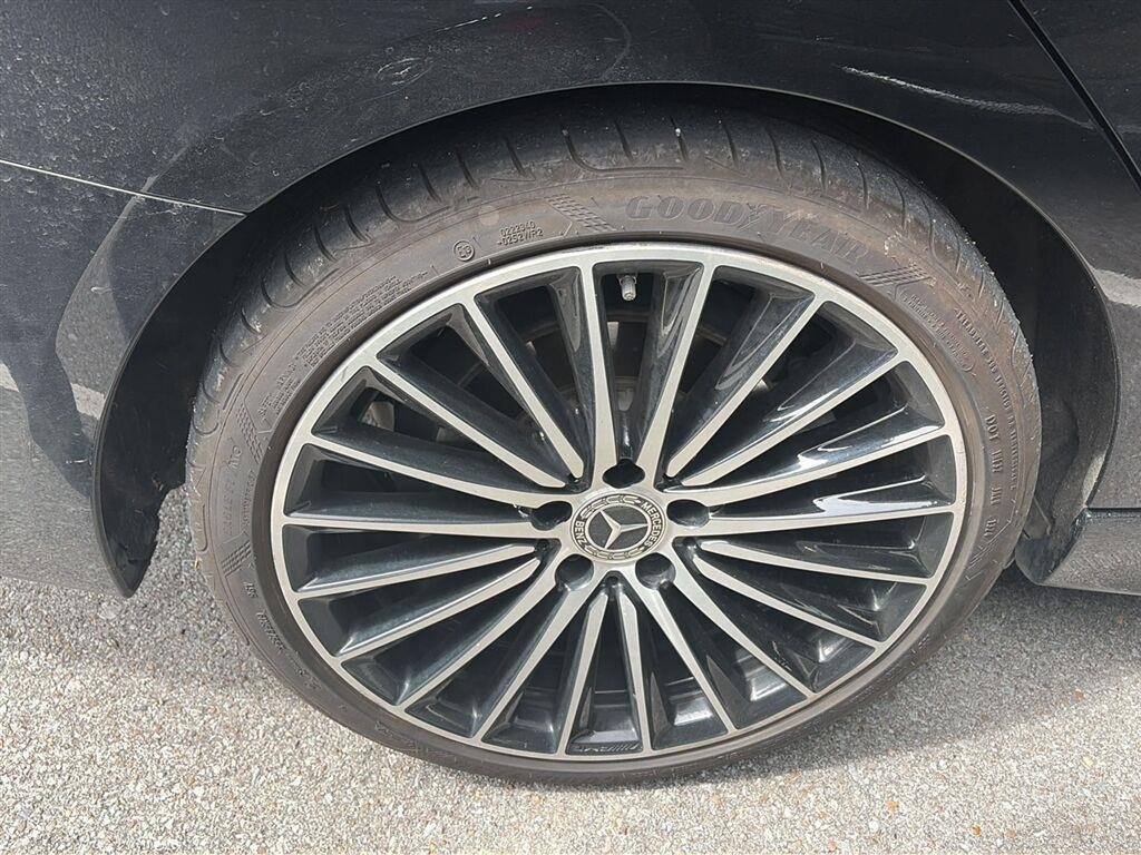 Certified Used 2023 Black Mercedes-Benz C 300 image 14