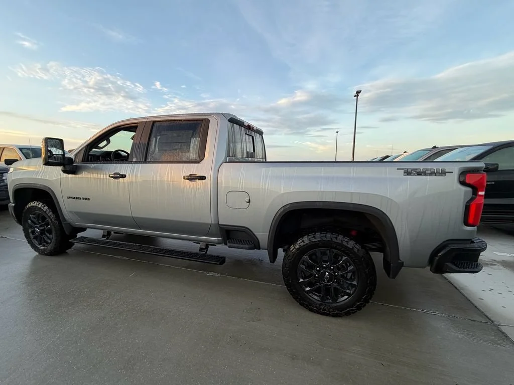 2026 Chevrolet Silverado 2500 HD LTZ - Photo 9