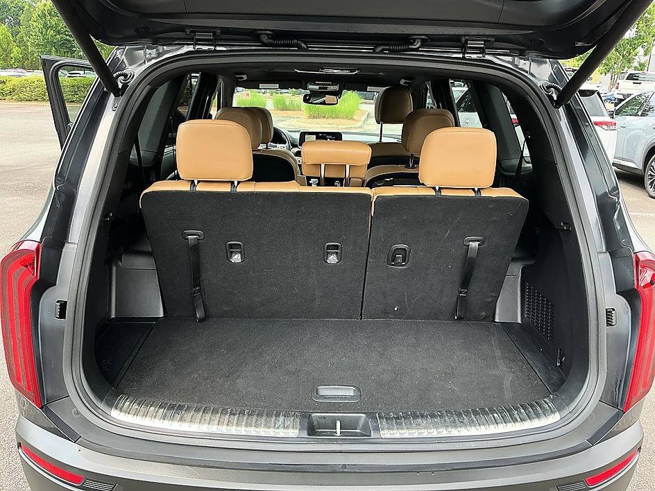 Used 2021 Gravity Grey Kia SX image 28