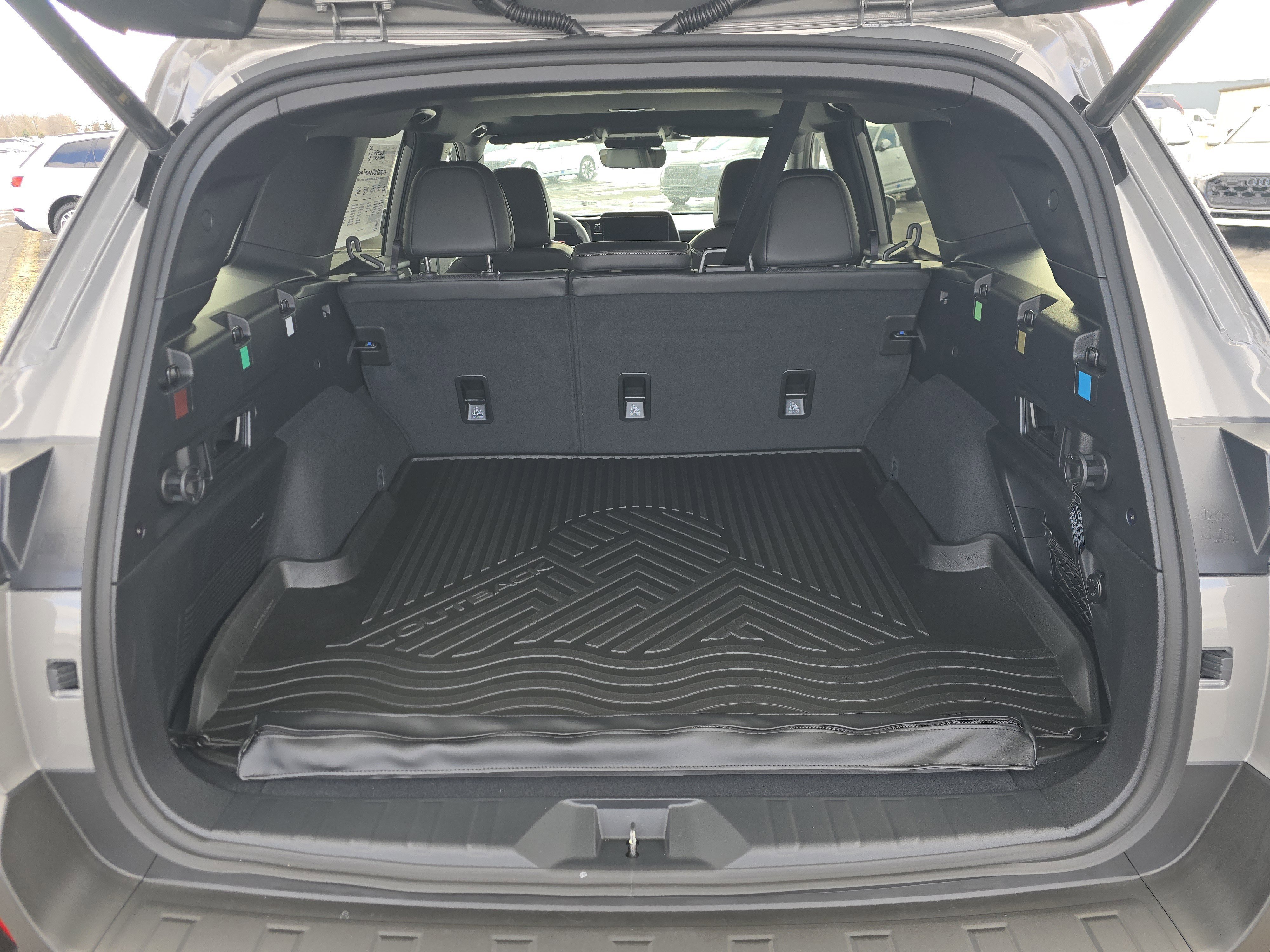 2026 Subaru Outback Limited - Photo 16