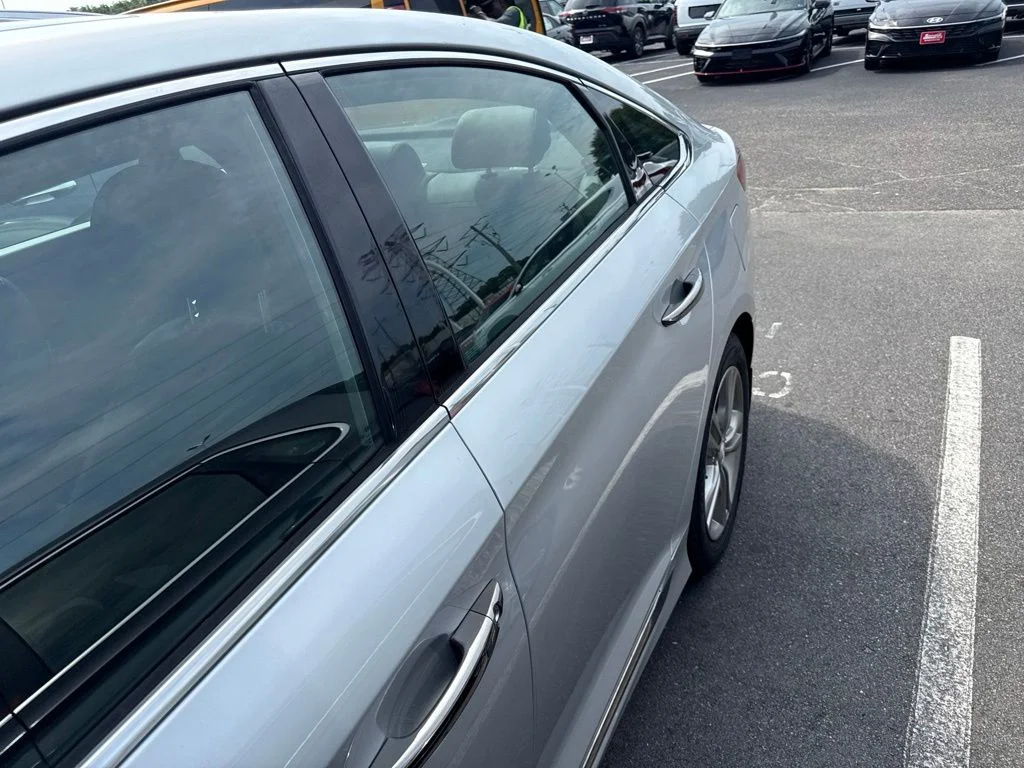 Used 2019 Silver Hyundai Sport image 4