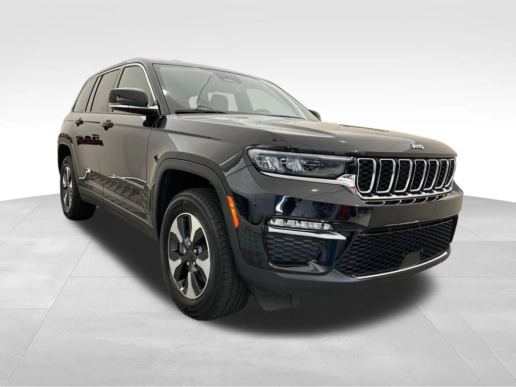 Used 2024 Black Jeep 4xe image 8