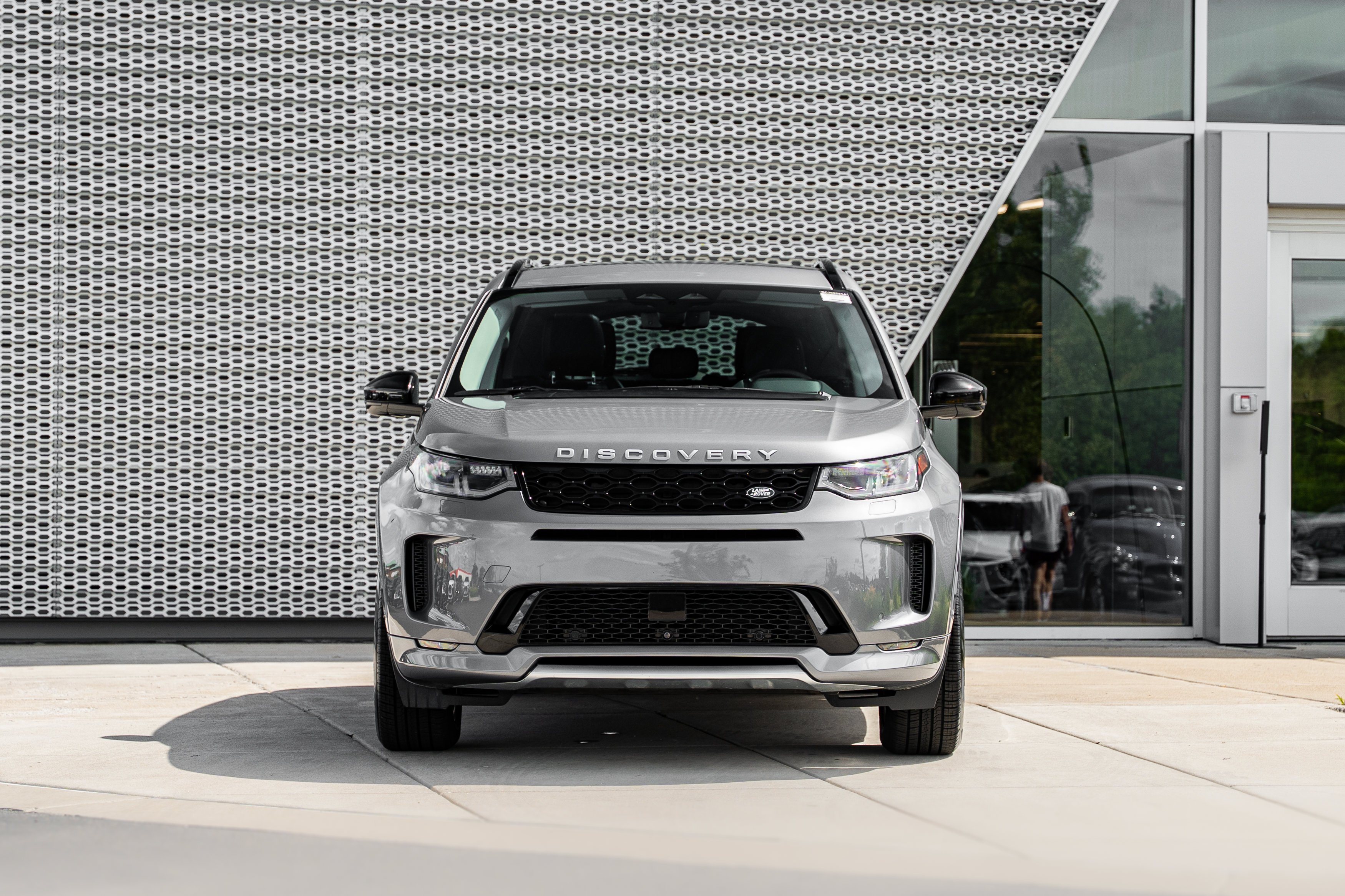 Used 2024 Eiger Gray Metallic Land Rover Core S image 33
