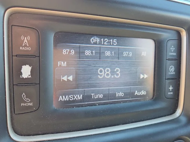 Used 2014 White Jeep Laredo image 20