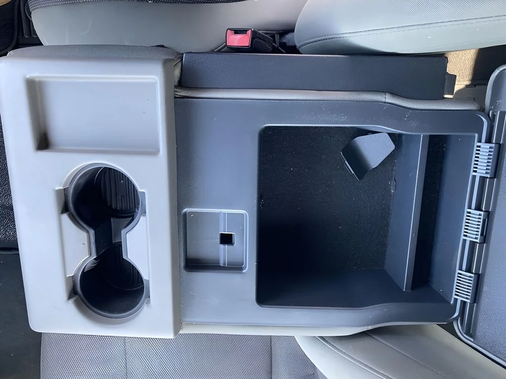 Used 2022 White Ford XL image 16