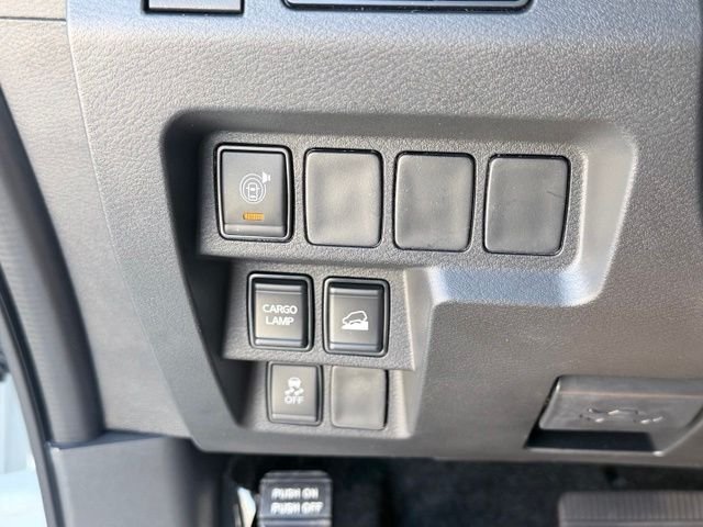 New 2026 Glacier White Nissan King Cab® S image 21