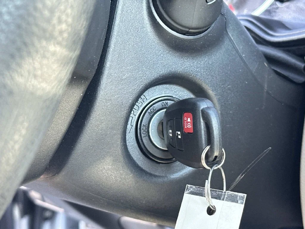 Certified Used 2022 Silver Toyota L image 32