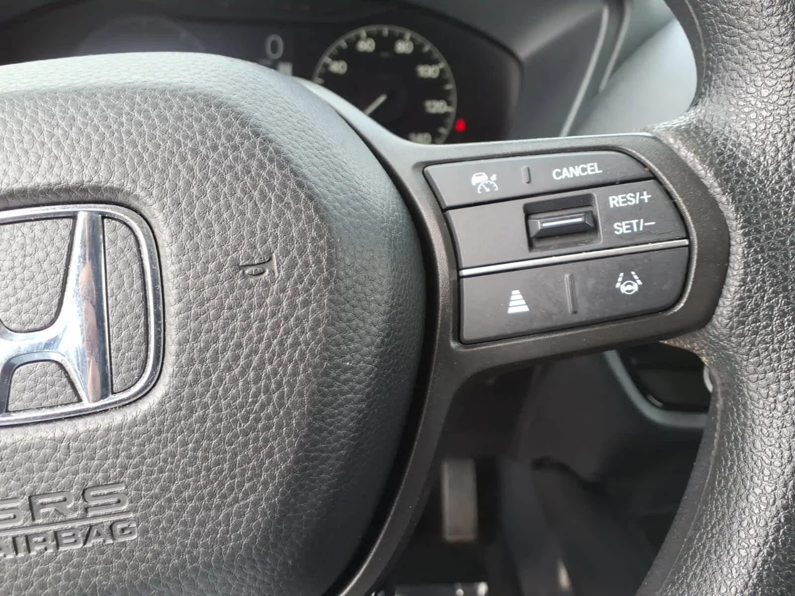 2025 Honda HR-V LX - Photo 15