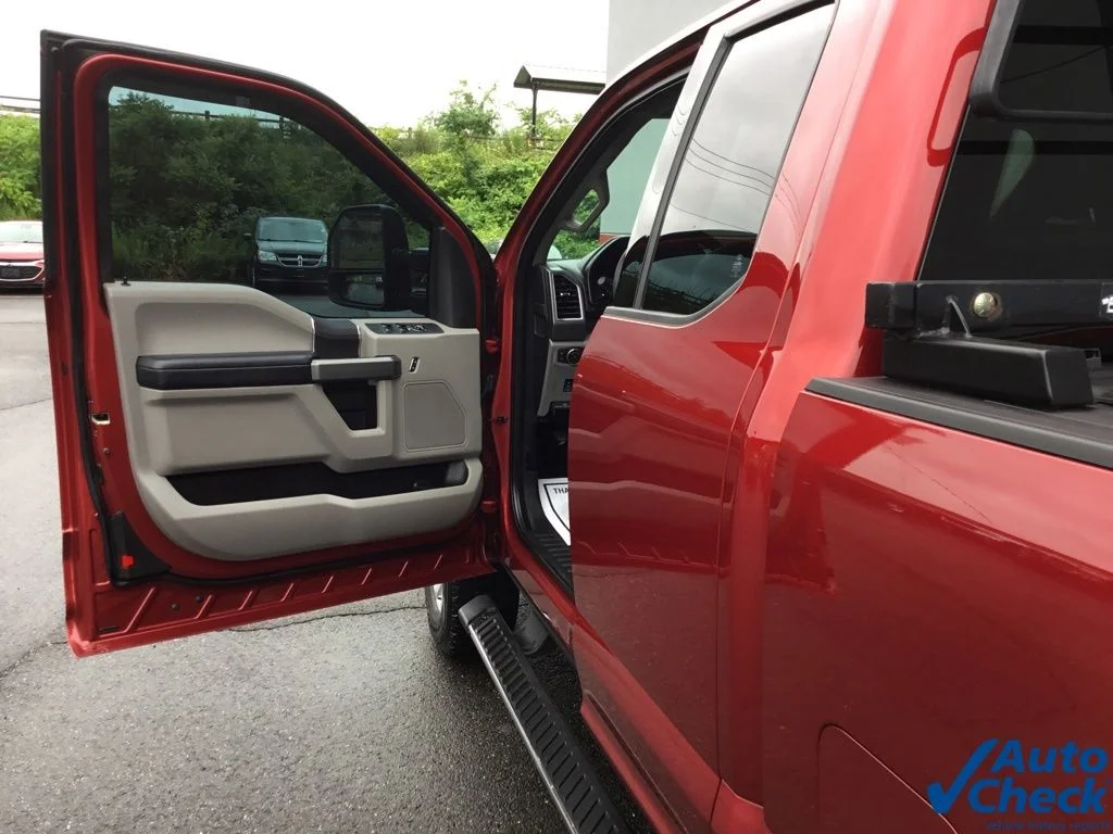 Used 2017 Red Ford XLT image 24