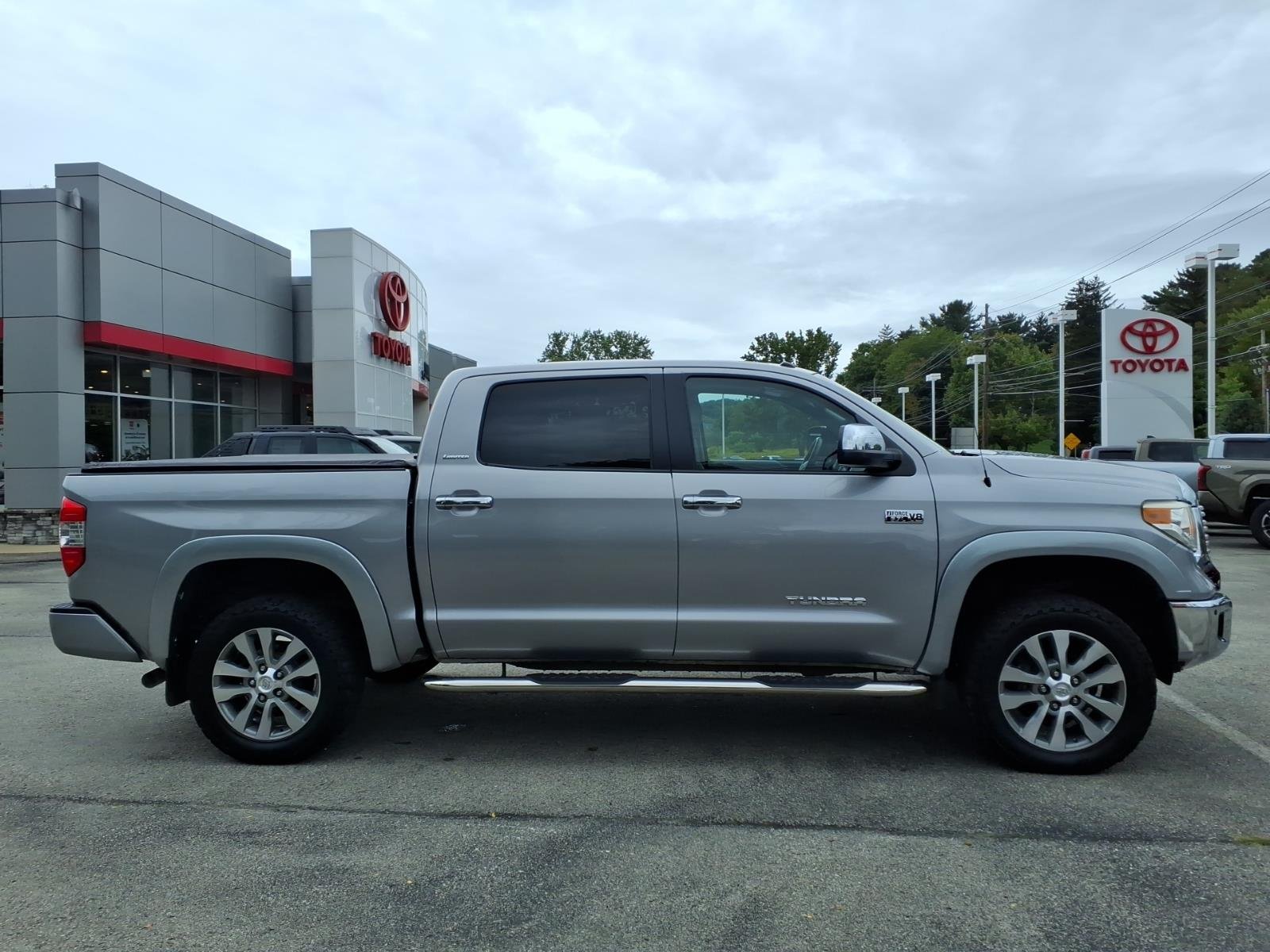Used 2016 Silver Sky Metallic Toyota LTD image 3