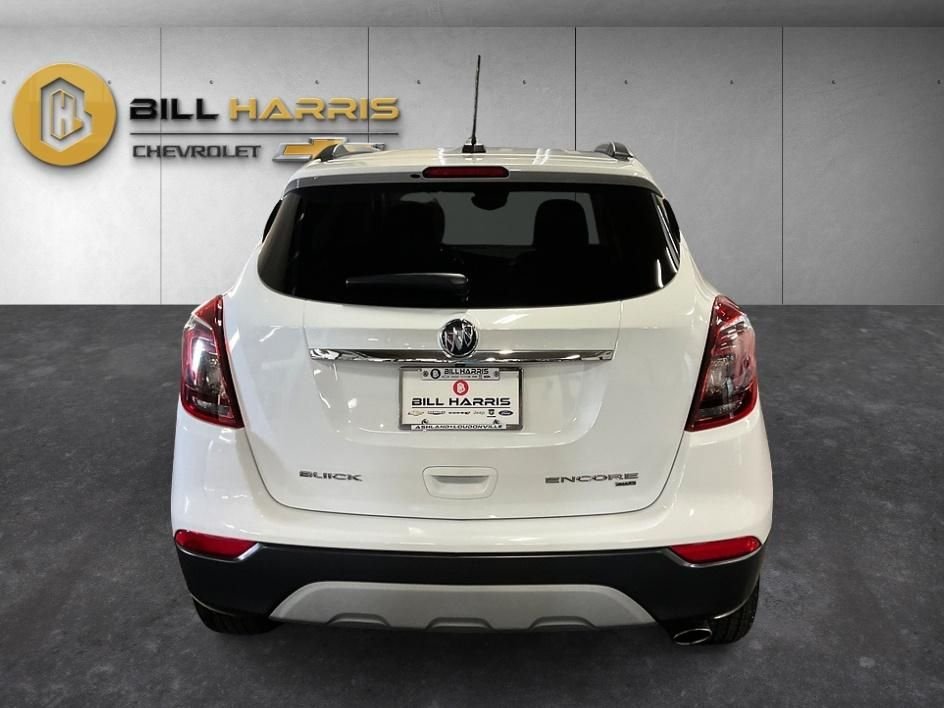 Used 2018 White Buick Preferred image 12