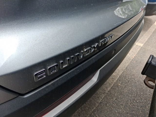 New 2026 Sterling Gray Metallic Chevrolet LT image 5
