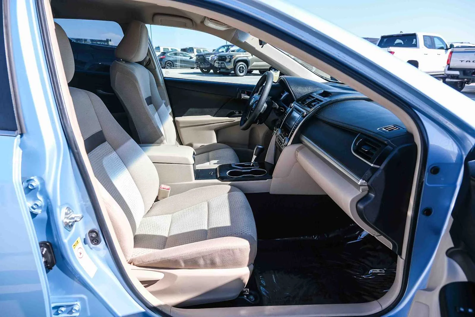 Used 2013 Clearwater Blue Metallic Toyota LE image 18