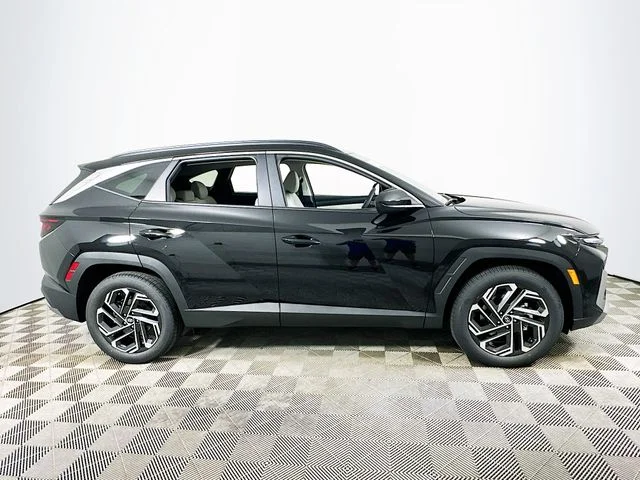 New 2026 Black Hyundai SEL image 2