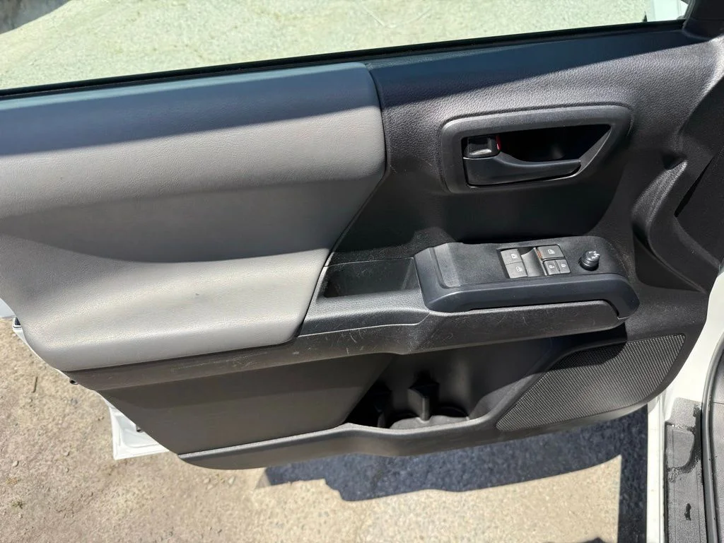 Used 2023 White Toyota SR image 21