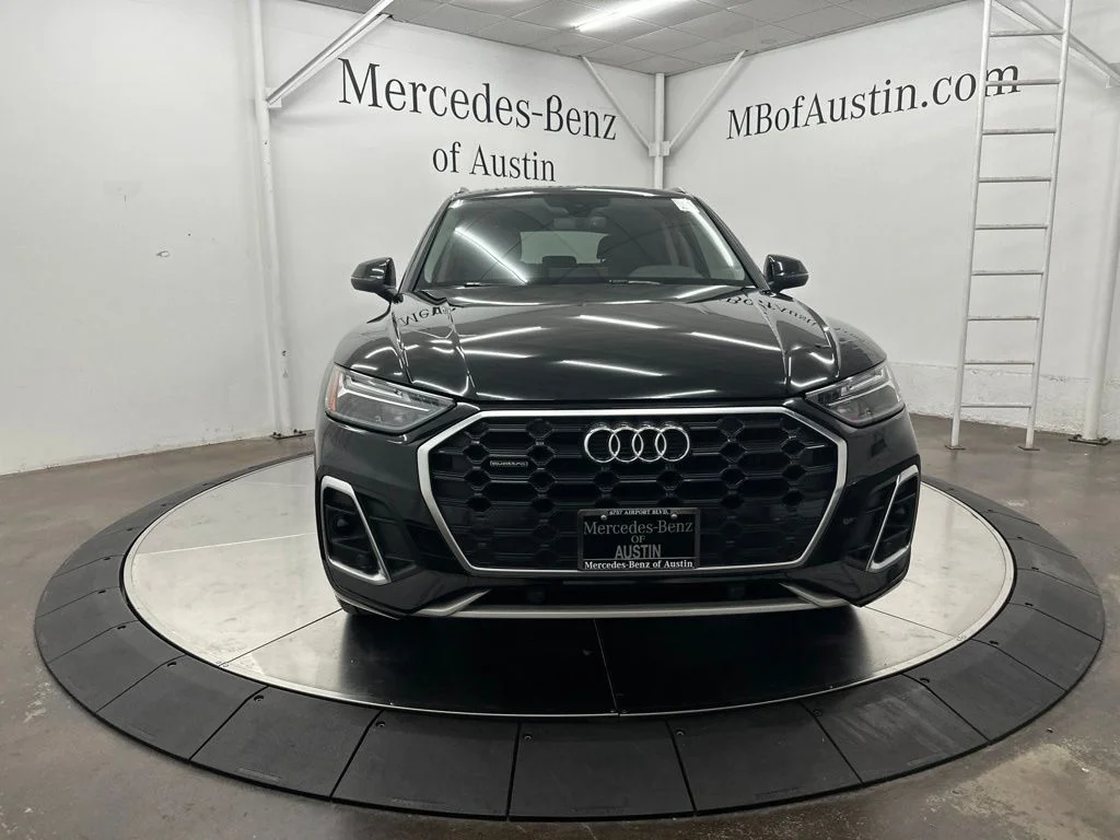 Used 2022 Black Audi 45 S line Premium image 2