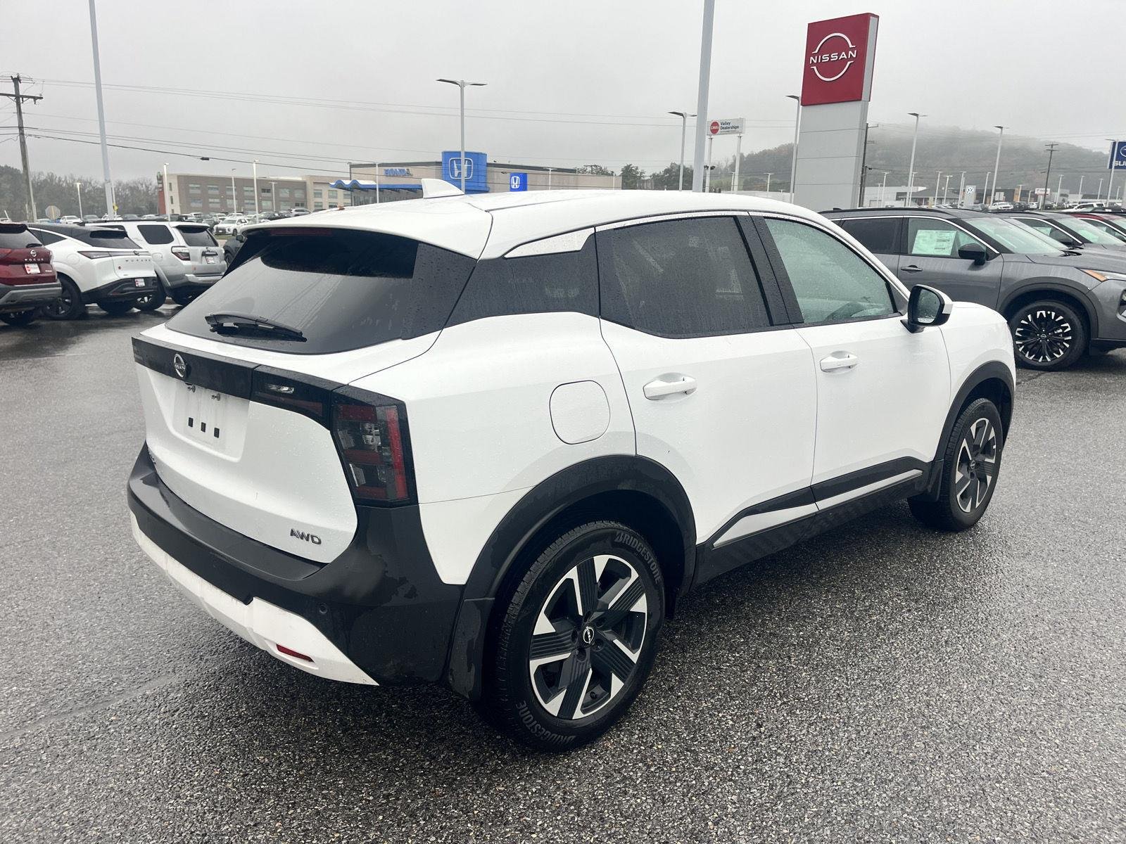Used 2025 Fresh Powder Nissan SV image 7