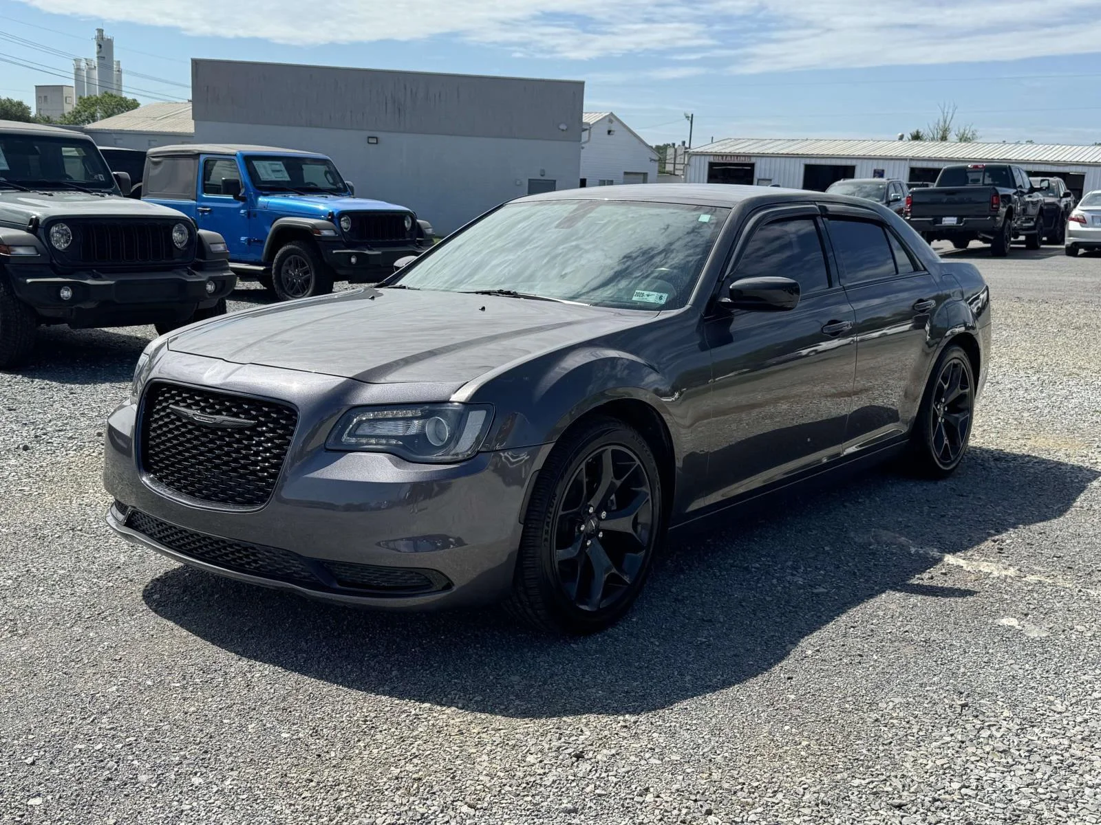 Used 2022 Gloss Black Chrysler Touring image 23