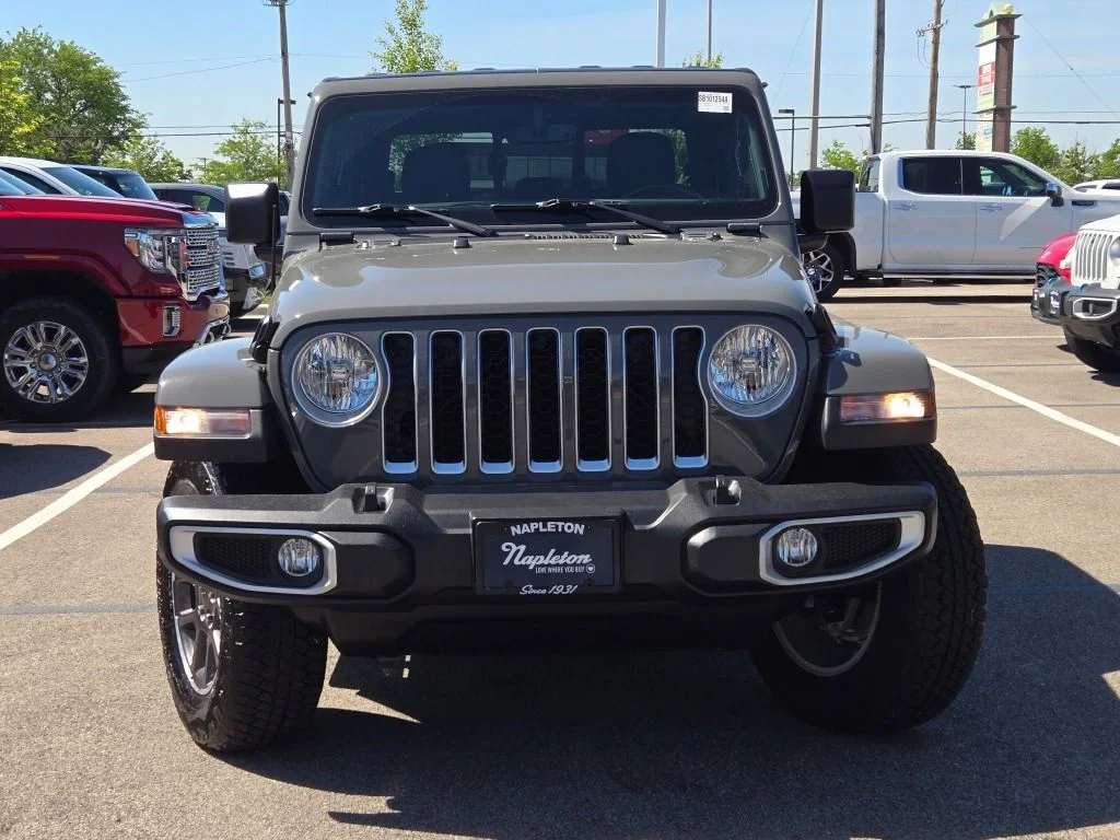 Used 2022 Gray Jeep Overland image 5