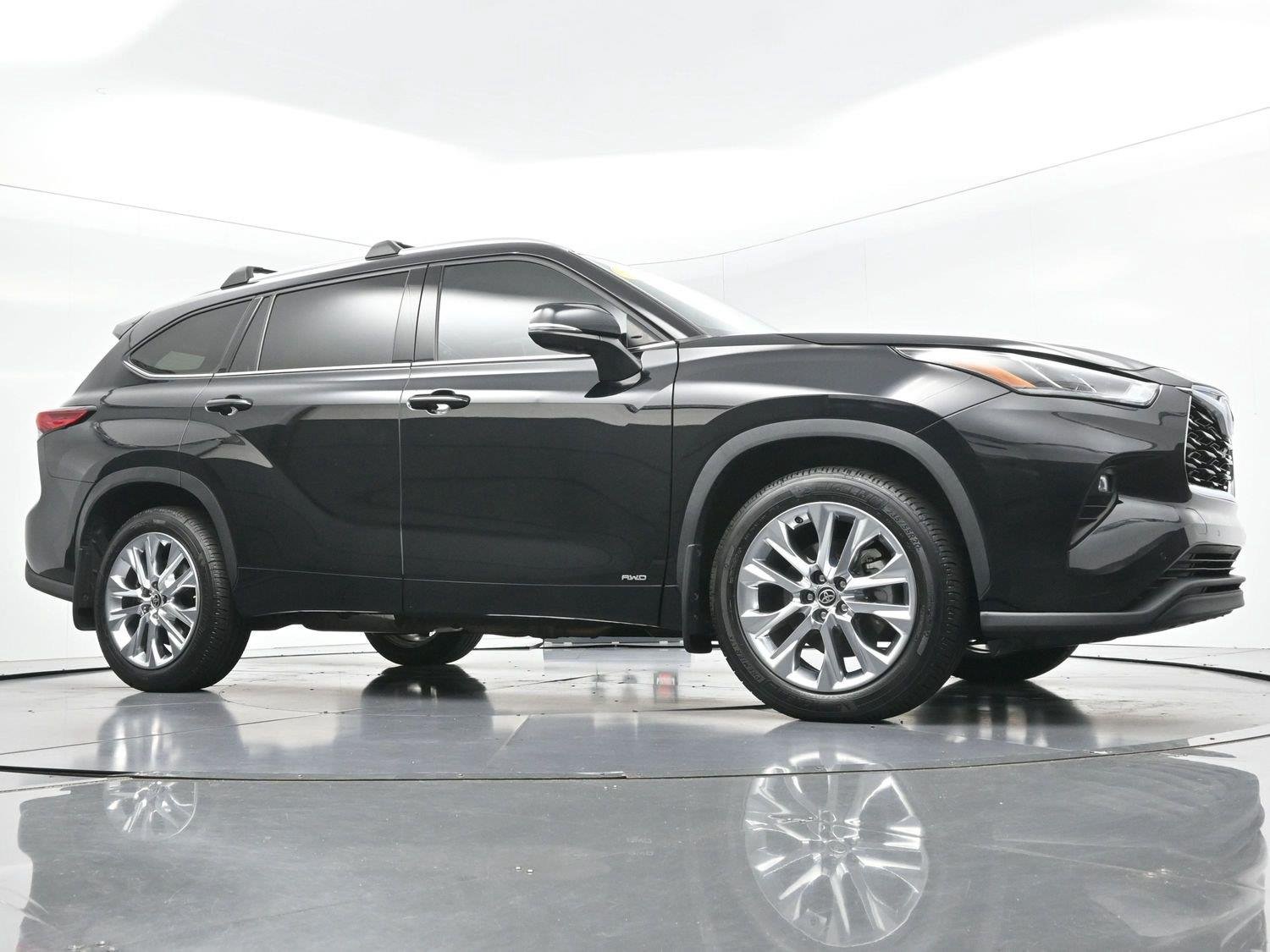 Used 2023 Midnight Black Metallic Toyota Limited image 53