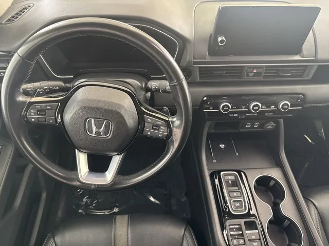 Used 2025 Black Honda EX-L image 28