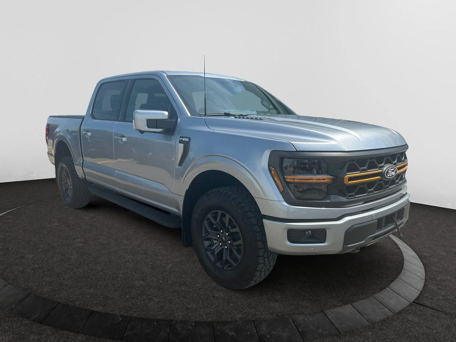 New 2026 Iconic Silver Metallic Ford Tremor image 7