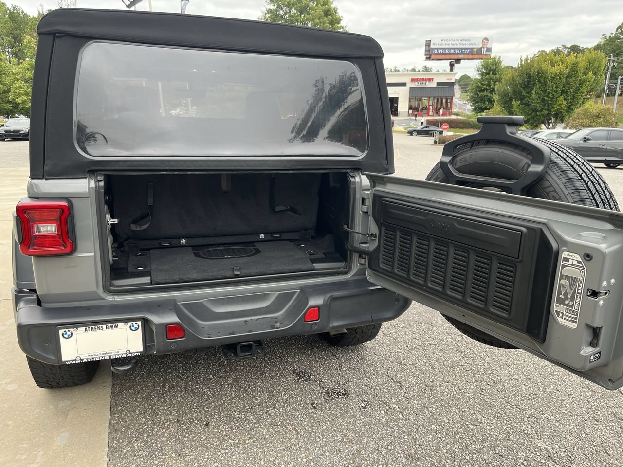 Used 2021 Sting-Gray Clearcoat Jeep Freedom image 31