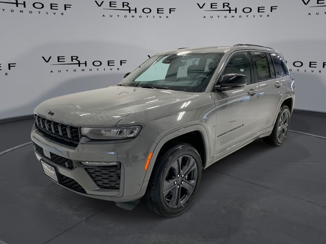New 2027 Sting-Gray Clear-Coat Paint Jeep Limited Reserve image 1