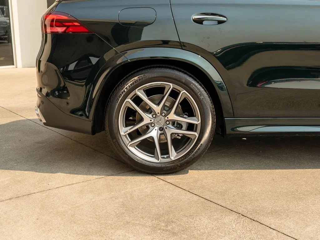 Used 2025 Green Mercedes-Benz GLE 53 AMG® image 37